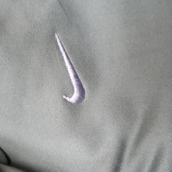 Nike Light Weight Running Hoodie Training Pullover Women’s SSmall Fit Dry - Picture 3 of 6